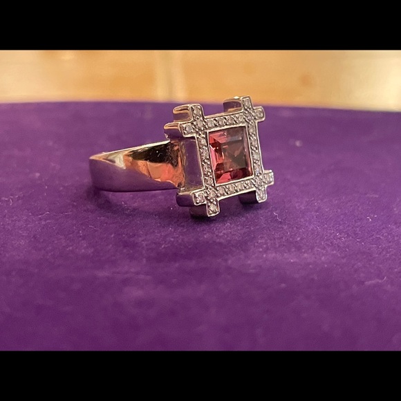 White Gold Tourmaline Ring - Picture 2 of 6